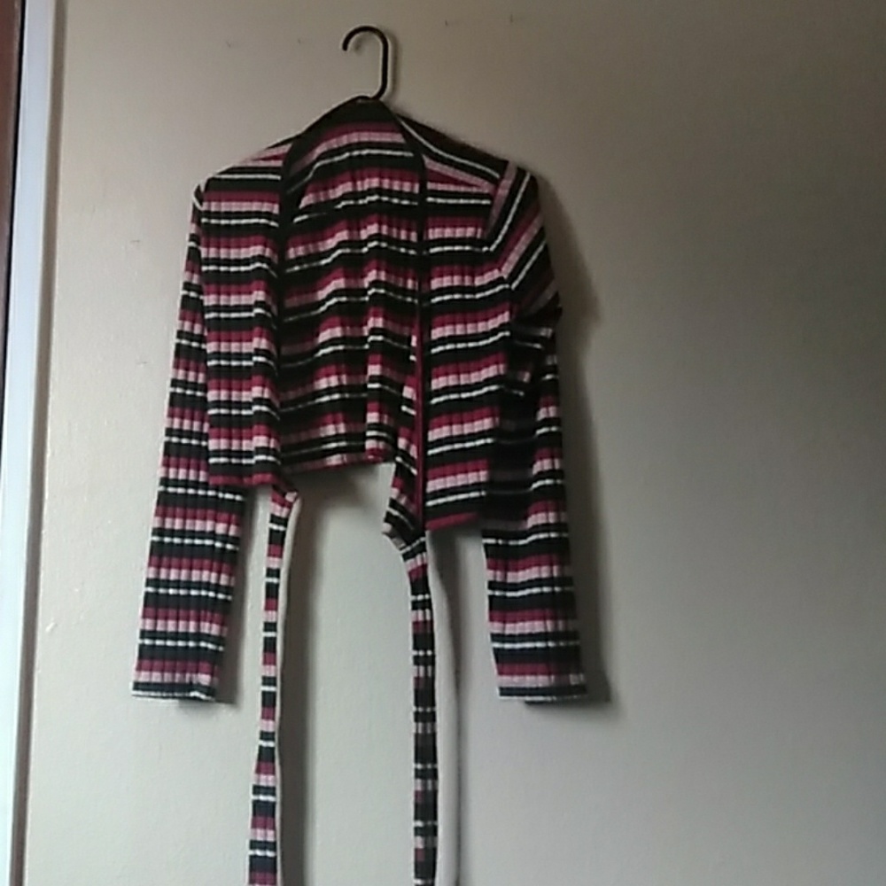 A Chocolate u.s.a long sleeved crop top